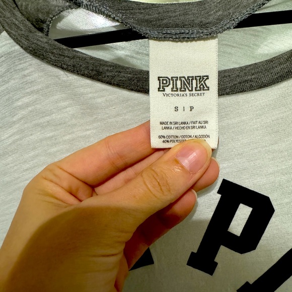 VS Pink varsity tee - Picture 4 of 4